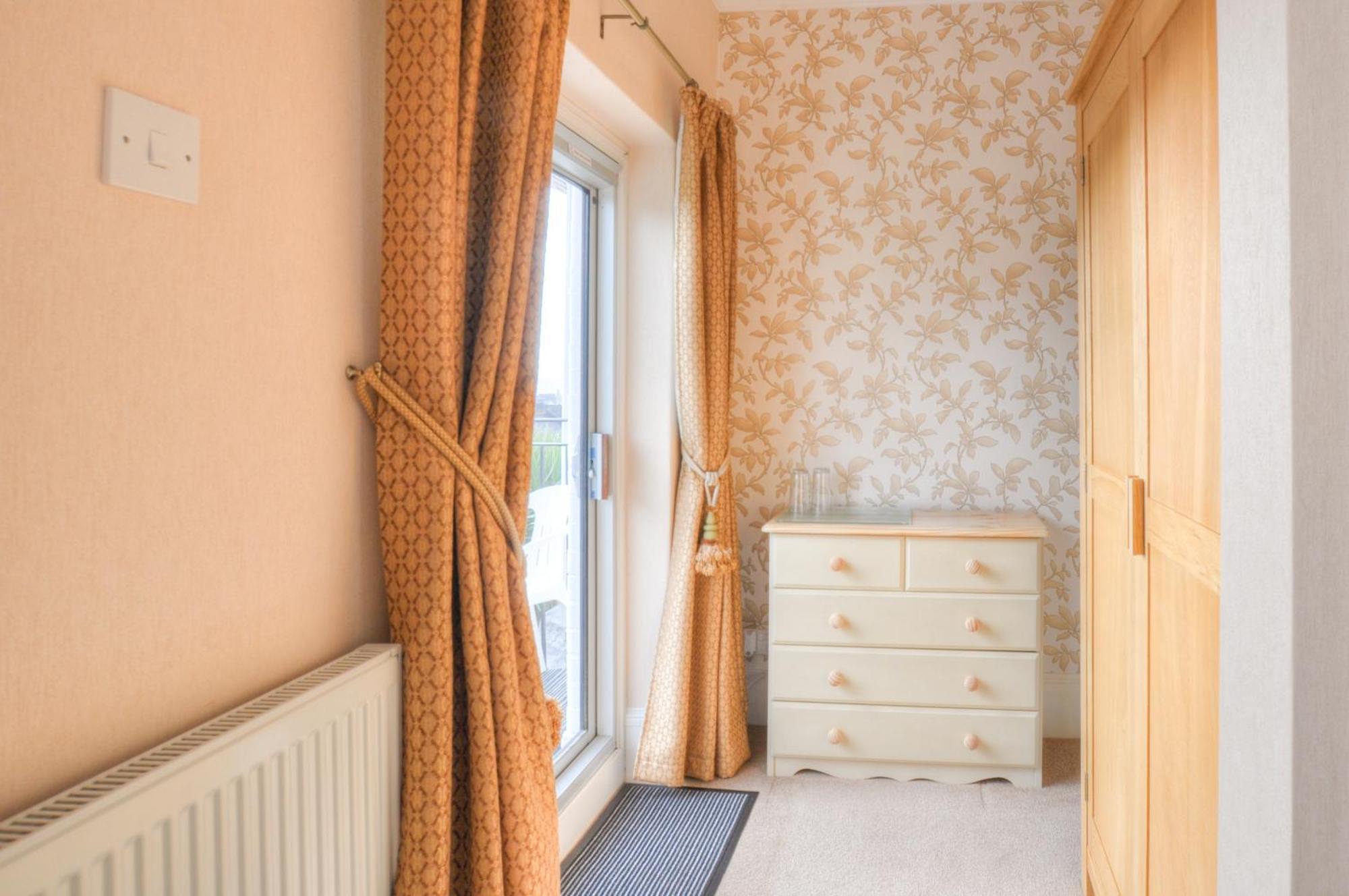 Avron House Hotel Torquay Room photo