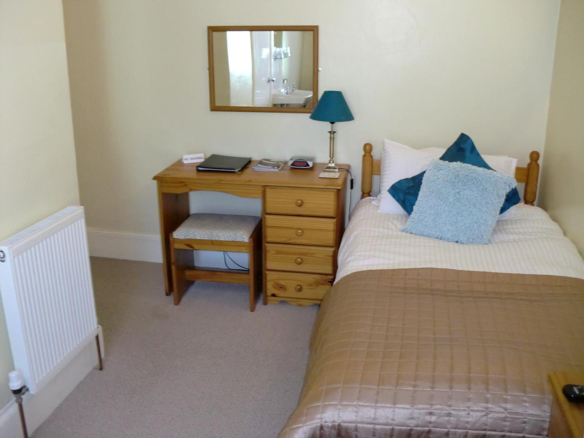 Avron House Hotel Torquay Room photo